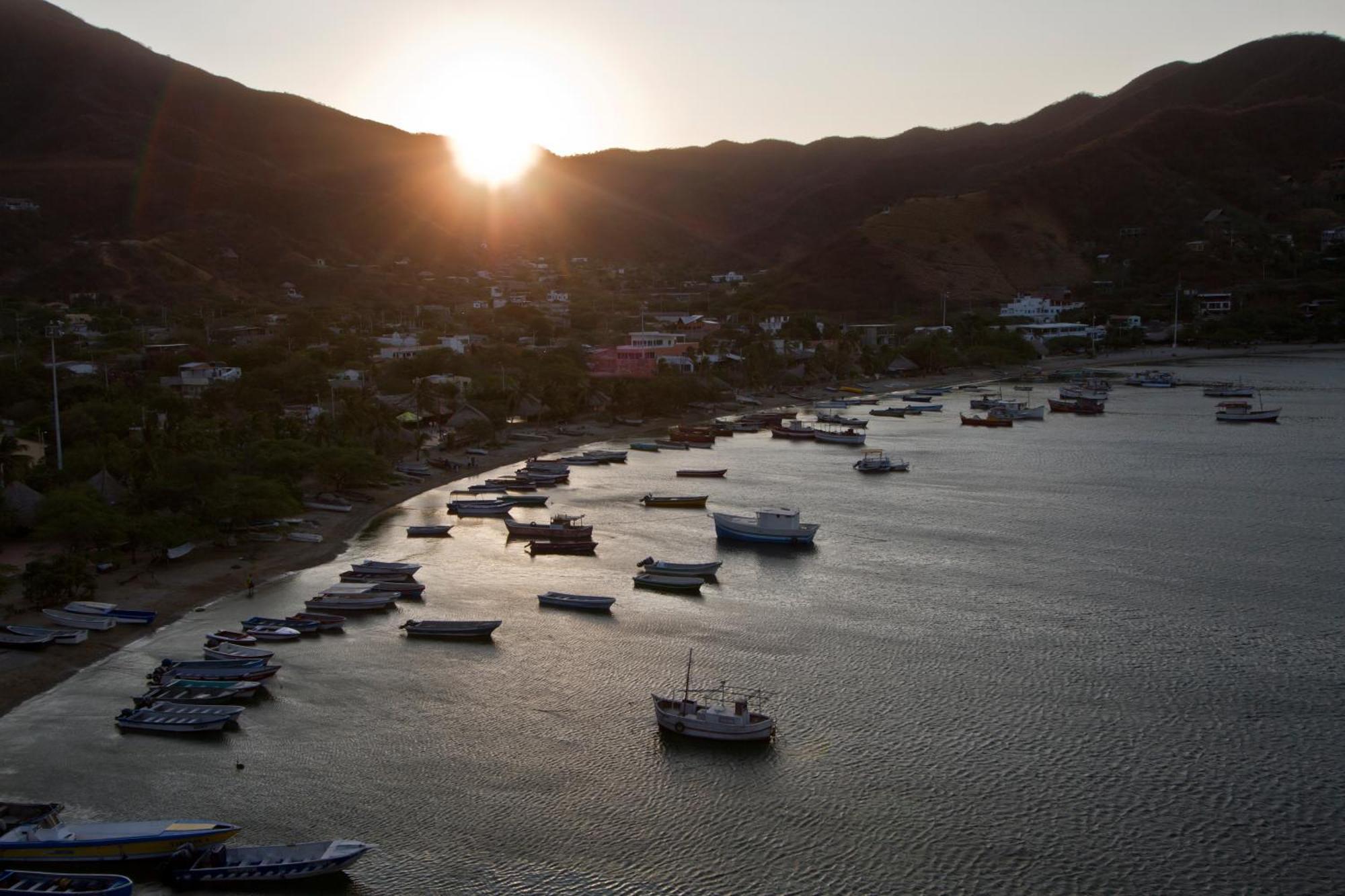 Hotel Bahia Taganga Buitenkant foto